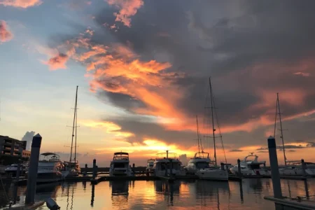 Sanya Hainan Sailing Boat Rental for Up to 35 Guests