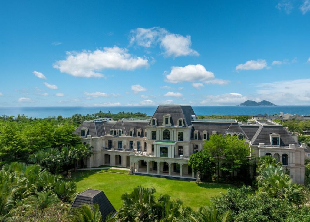 Legend Hotel of Riyue bay