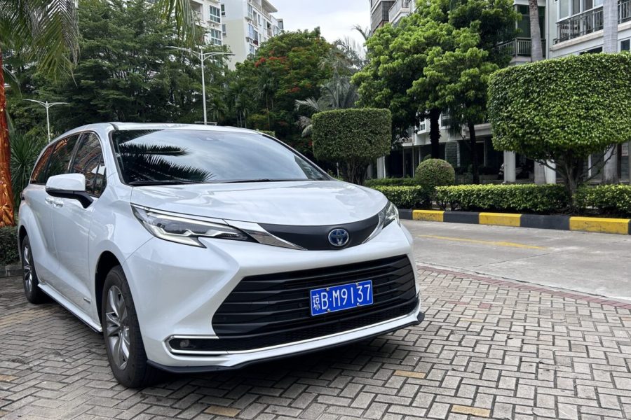 MPV Toyota Sienna