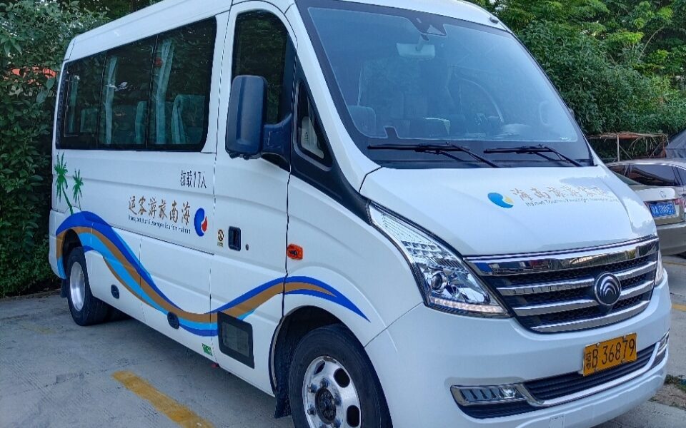 Minibus for 16 pax