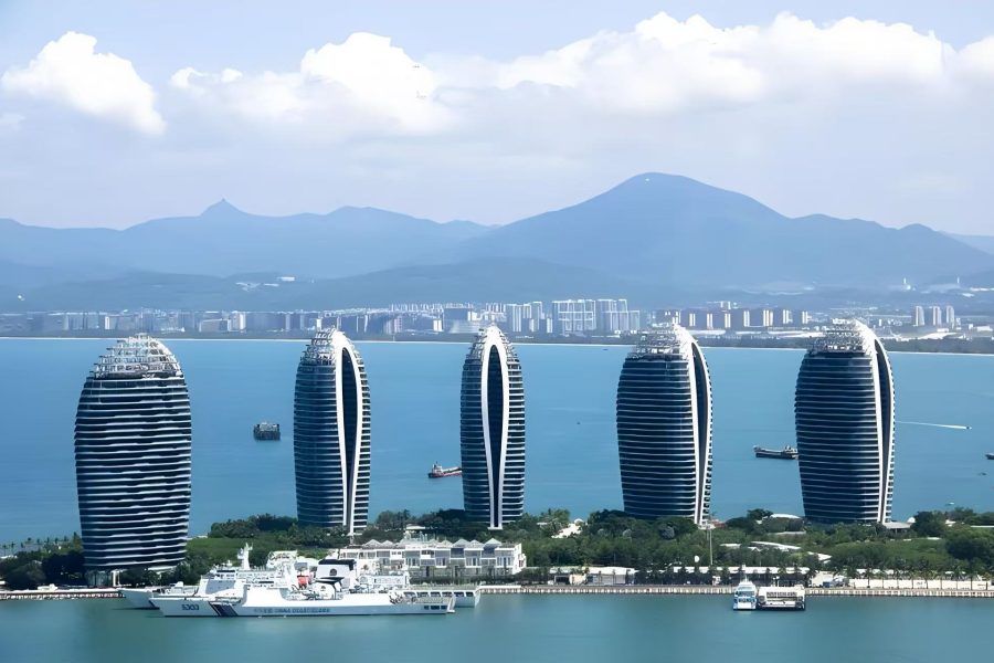 7 Days 6 Nights Tour Package: Explore Haikou, Wenchang, Boao, Baoting & Sanya, A Journey Through Hainan’s Diversity.