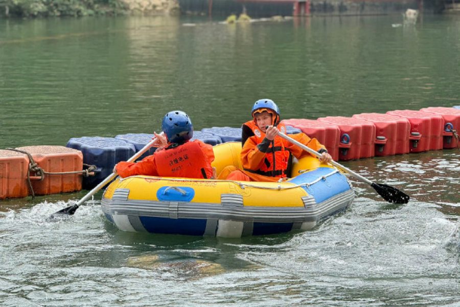 Hainan Wuzhishan Mountain Canyon Rafting & Hiking Via Ferrata