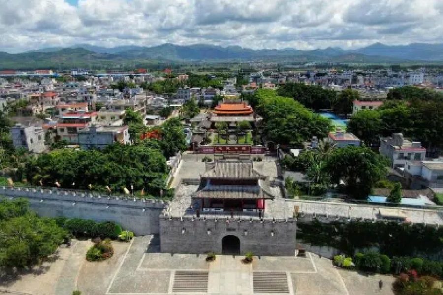 Nanshan Buddhism Culture Park with Guanyin & Yazhou Old Town